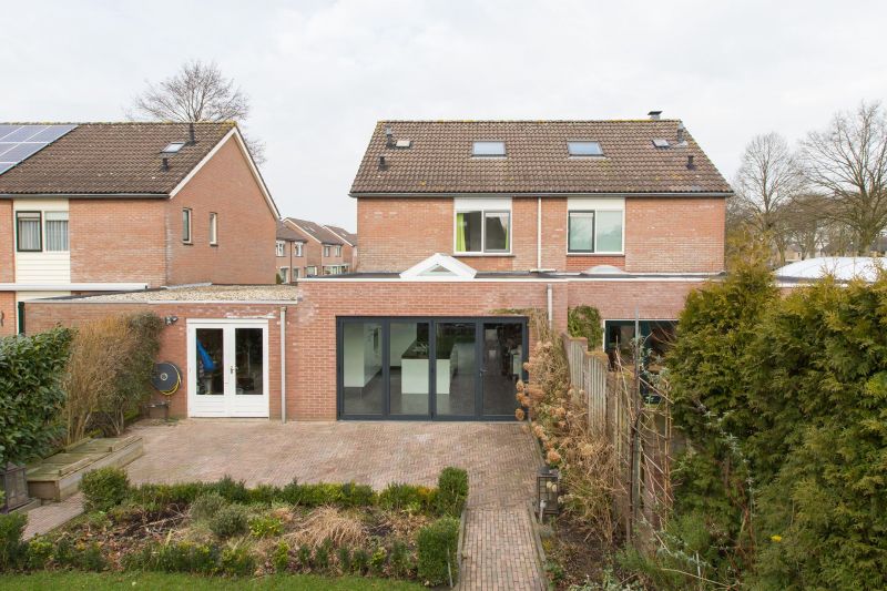 Aanbouw Almere